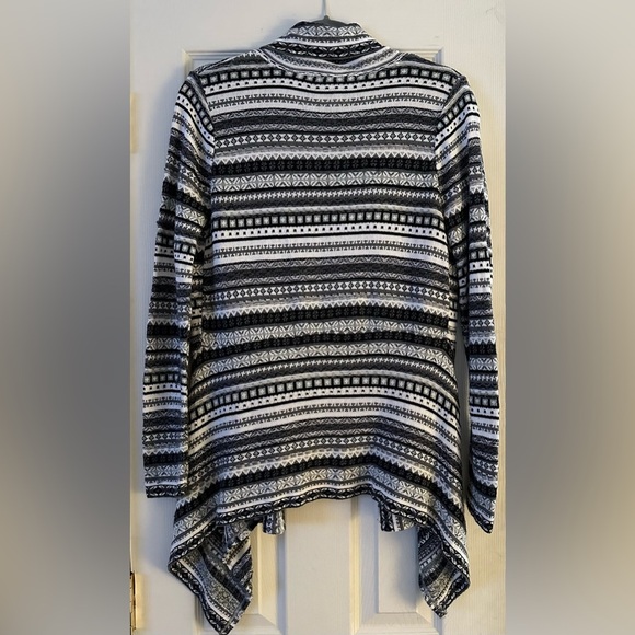 American Rag Cardigan - Picture 4 of 4